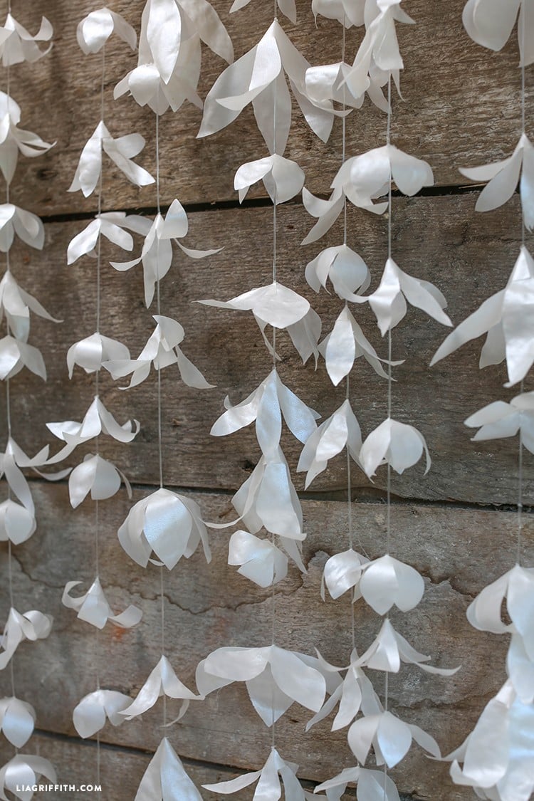 DIY Flower Garland - PaperPapers Blog